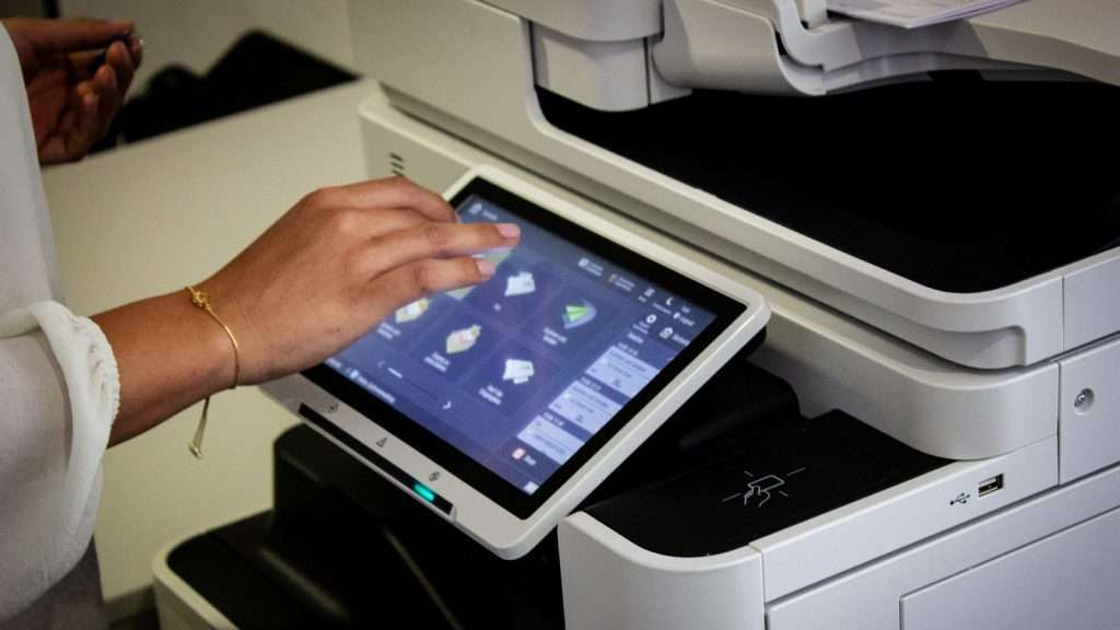 Multifunktionsgeraet fuer Druck, Kopie und Scan